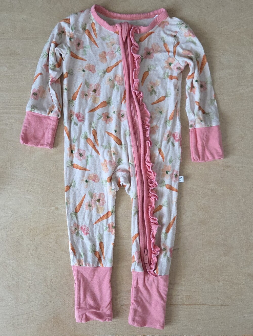 Laree And Co Pink Carrot Ruffle Bamboo Convertible Sleeper